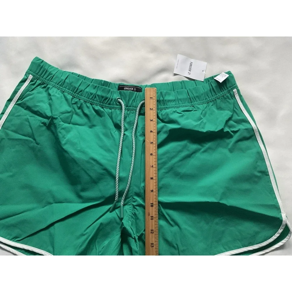 Forever 21 Mens Green Athletic Short Elastic Waist Drawstring Pockets Size 2XL - Picture 4 of 9